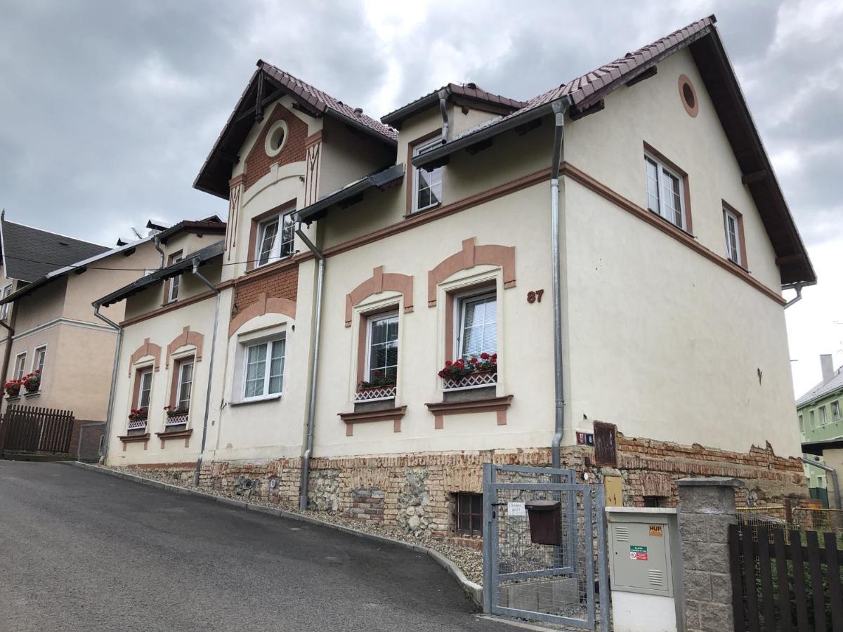 Apartman Pod Hradem Apartment Ceska Kamenice Exterior photo